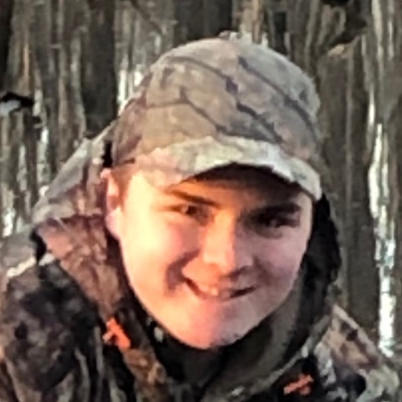 Meet your Posher, Ben - Picture 1 of 13